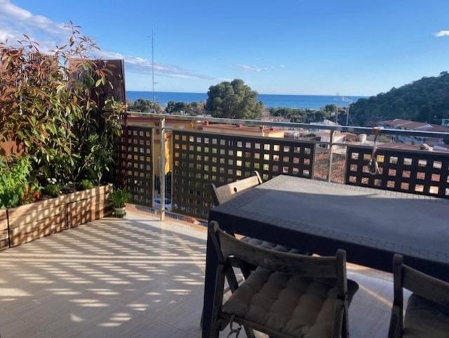 Apartamento Con Vistas Al Mar 카스테데펠스 외부 사진